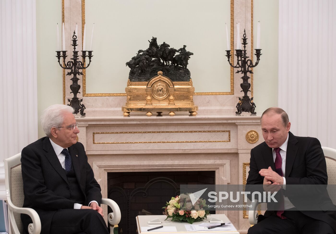 Vladimir Putin meets with Italian President Sergio Mattarella