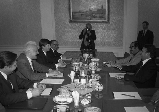 Libyan Foreign Minister Jadallah Azzuz at-Talhi visits USSR