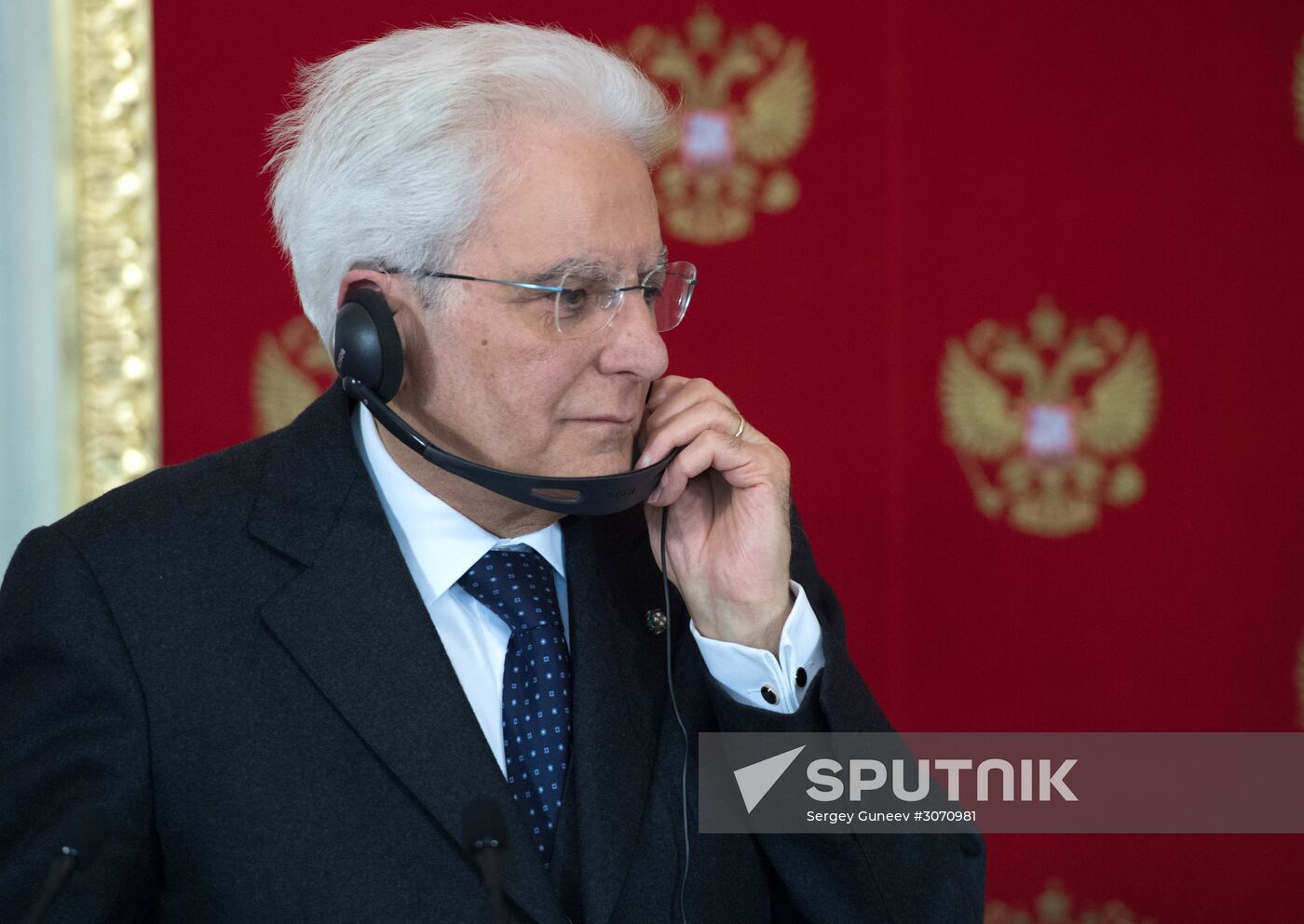 Vladimir Putin meets with Italian President Sergio Mattarella