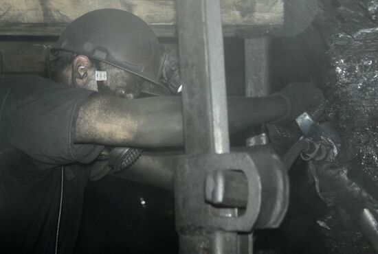 Torezantratsit mine in Donetsk Region