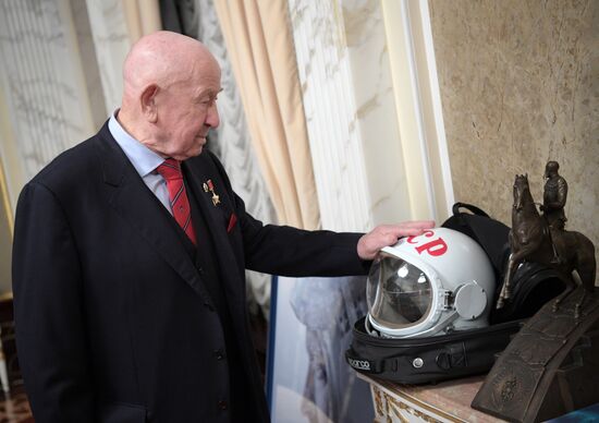 President Putin watches The Space Walker ahead of Cosmonautics Day