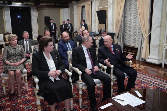President Putin watches The Space Walker ahead of Cosmonautics Day