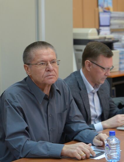 Court hears prosecutors' motion on extended arrest for Alexei Ulyukayev