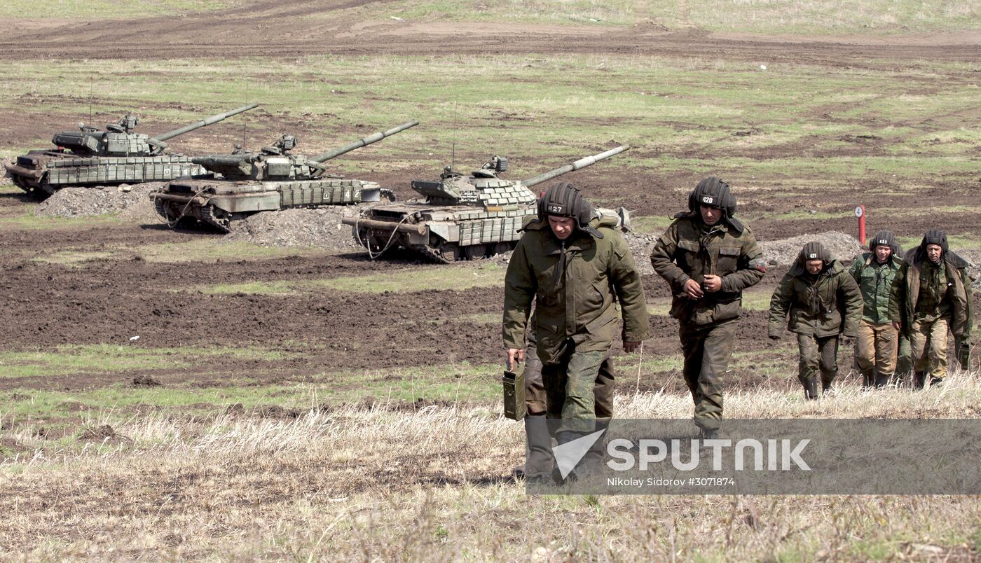 Drill of Lugansk People's Republic people's militia