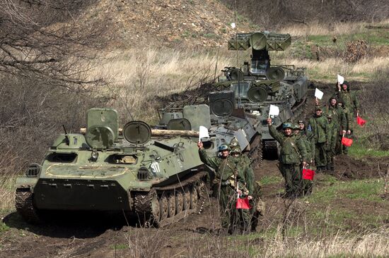 LPR People’s Militia holds military exercises