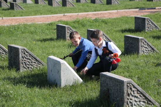 73d anniversary of liberation of Simferopol from Nazi invaders