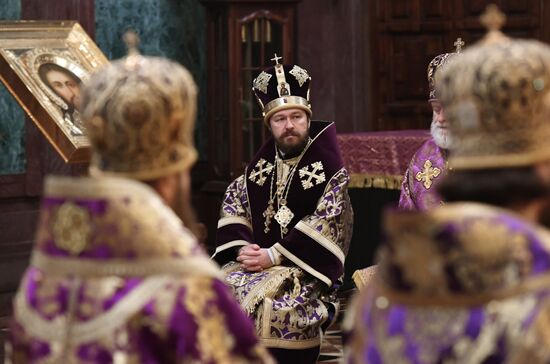 Patriarch holds service at Christ the Savior Cathedral on Maundy Thursday