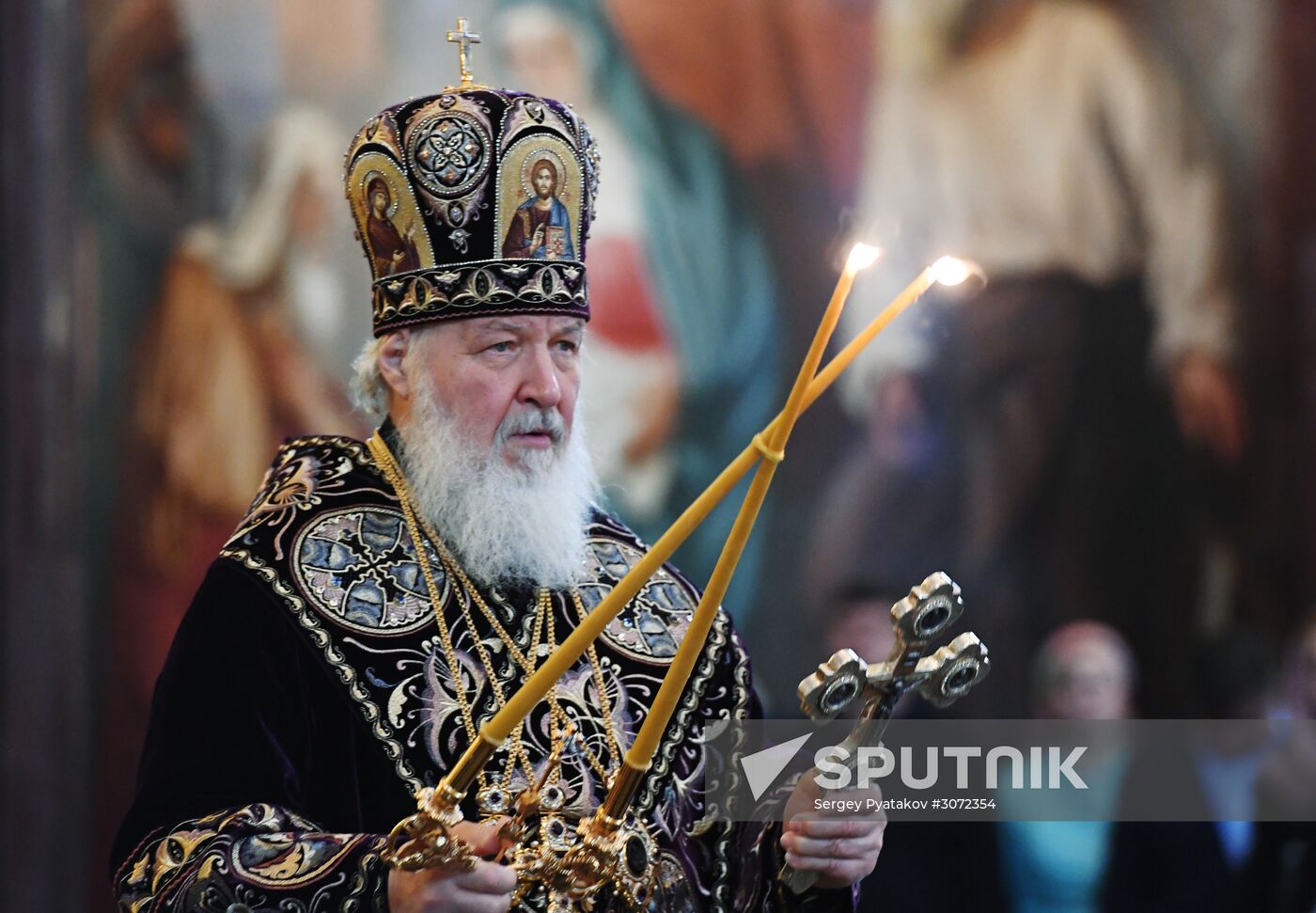 Patriarch holds service at Christ the Savior Cathedral on Maundy Thursday