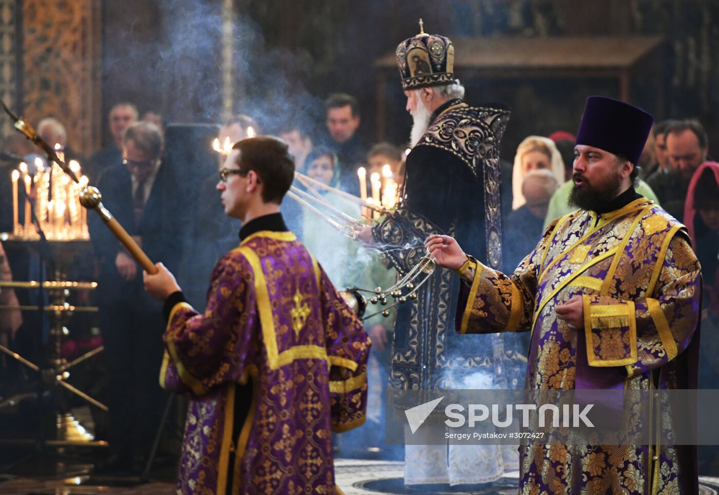 Patriarch holds service at Christ the Savior Cathedral on Maundy Thursday