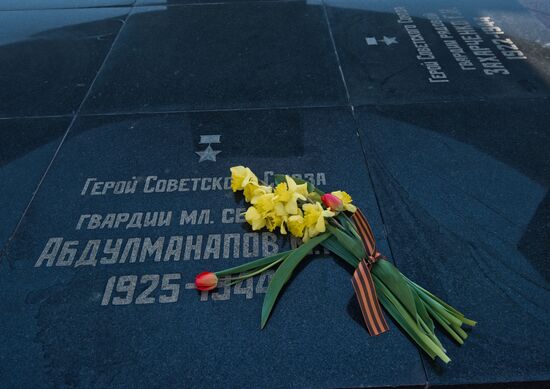 73d anniversary of liberation of Simferopol from Nazi invaders