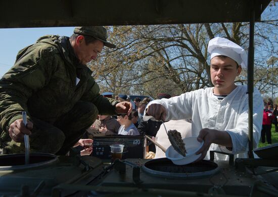73d anniversary of liberation of Simferopol from Nazi invaders