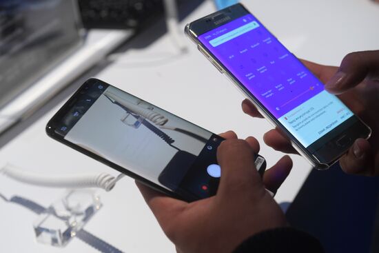 Samsung Galaxy S8 presentation