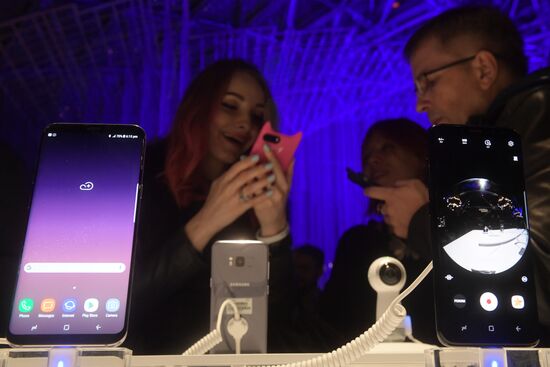 Presentation of new model of Samsung Galaxy S8 smartphone