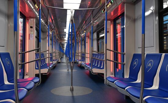 New Moskva trains begin transit on Line Seven