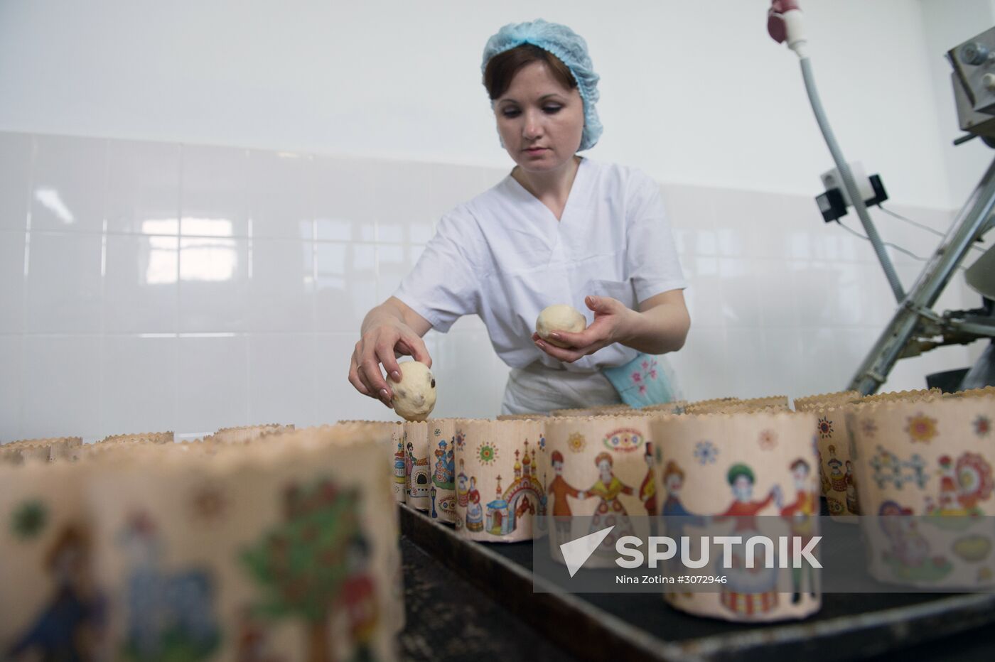 Baking Easter cakes in Sochi
