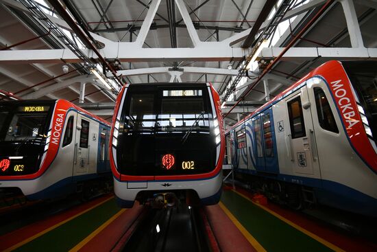 New Moskva trains begin transit on Line Seven