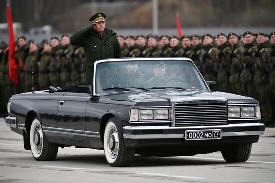 Victory Parade drill