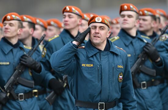 Victory Parade drill