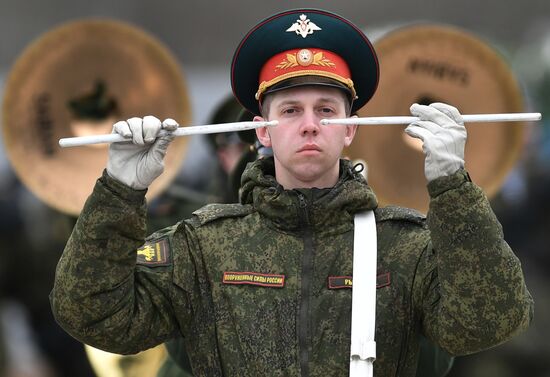 Victory Parade drill