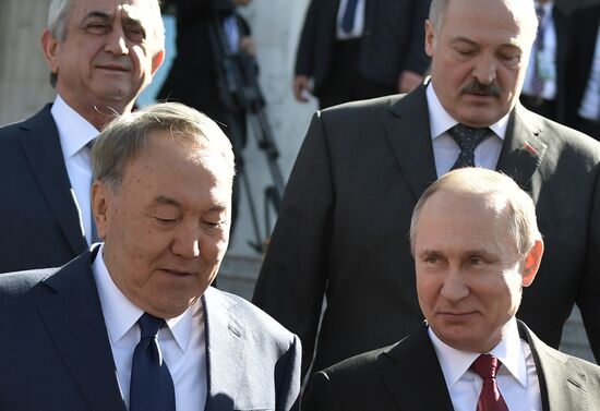 President Vladimir Putin visits Kyrgyzstan