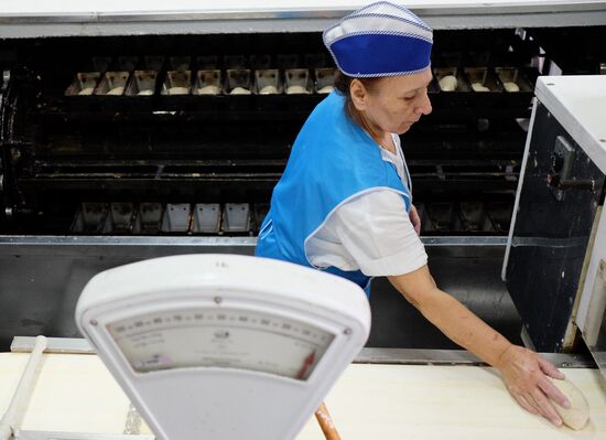 Easter cake production in Krasnodar