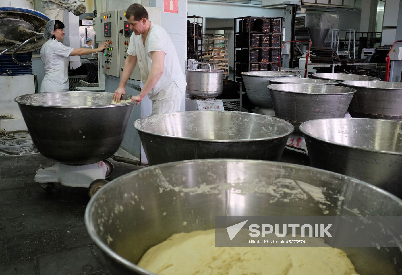 Easter cake production in Krasnodar