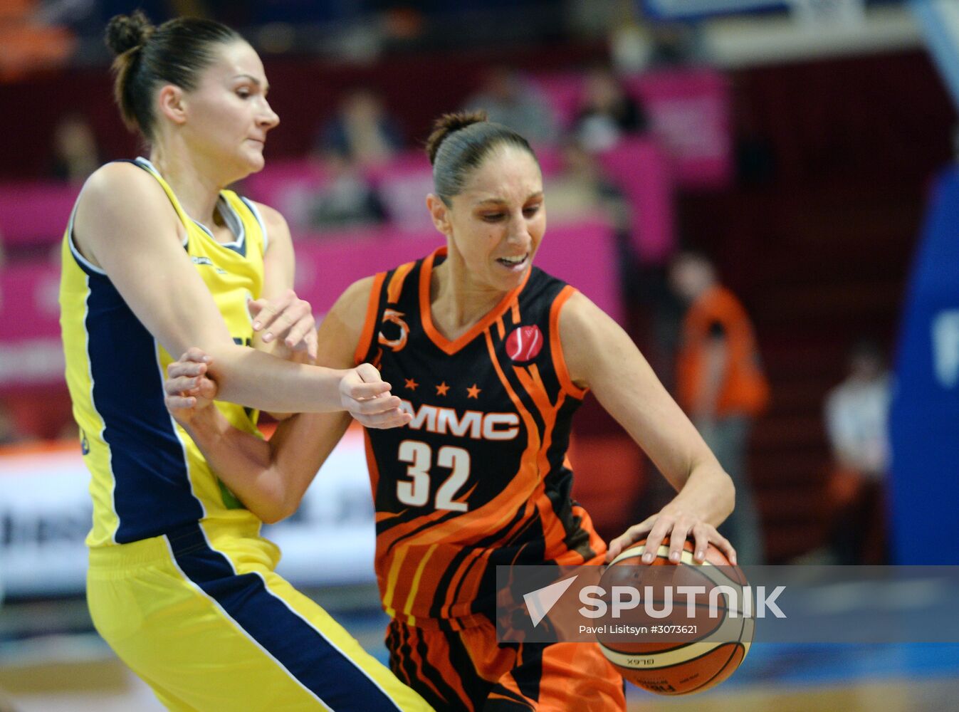 Euroleague Basketball. Women's Final Four. Fenerbahce vs. UMMC