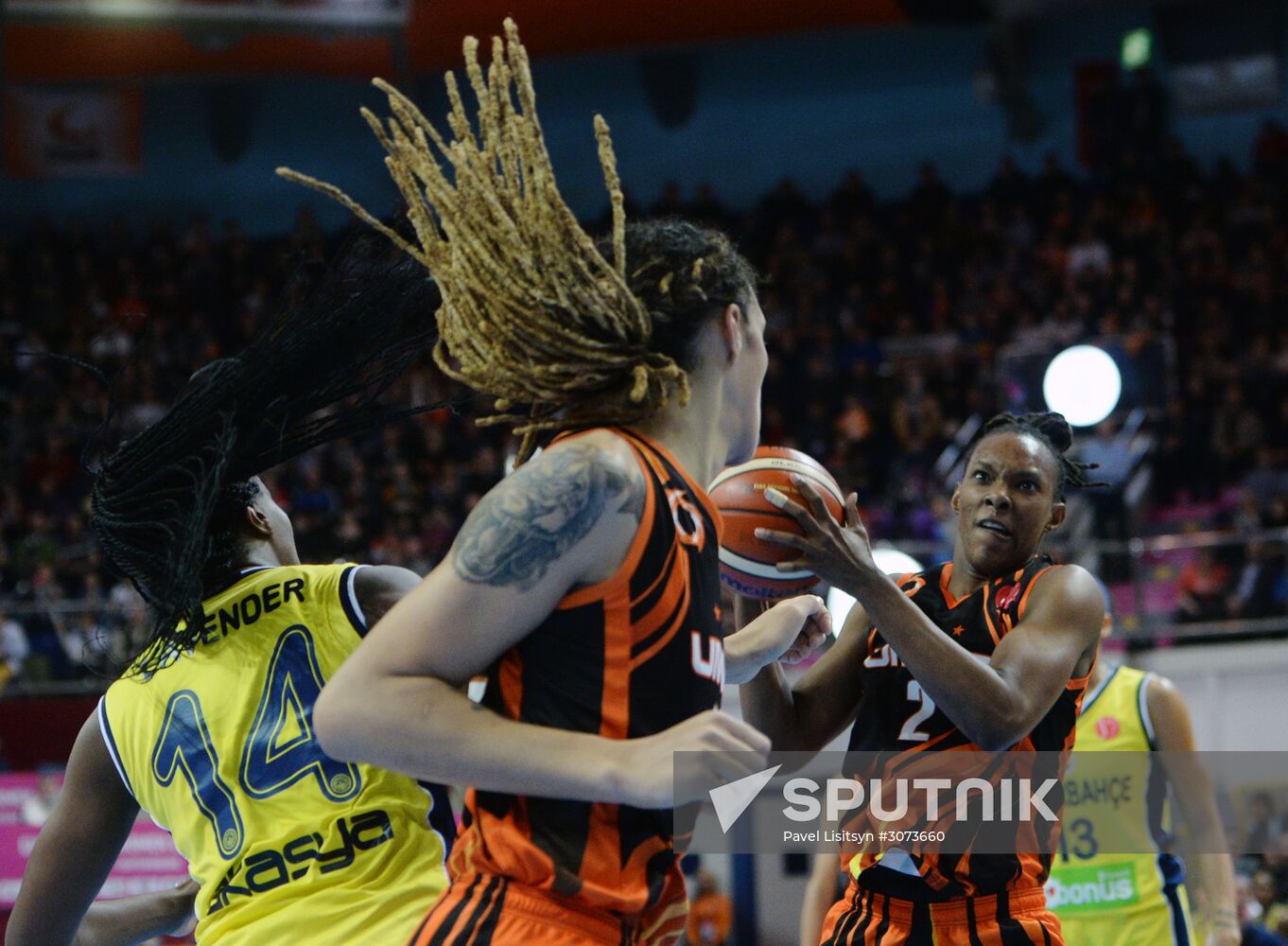 Euroleague Basketball. Women's Final Four. Fenerbahce vs. UMMC