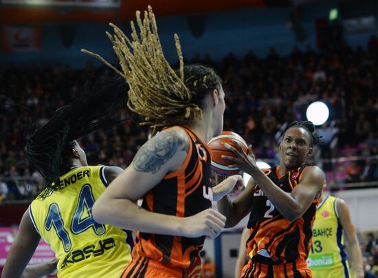 Euroleague Basketball. Women's Final Four. Fenerbahce vs. UMMC