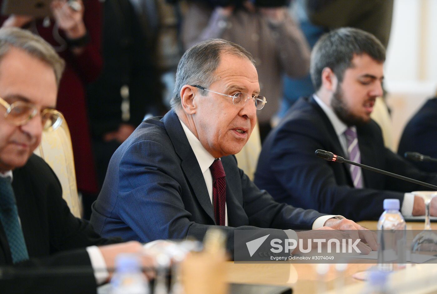 Russian Foreign Minister Lavrov meets with Qatari counterpart Al Thani