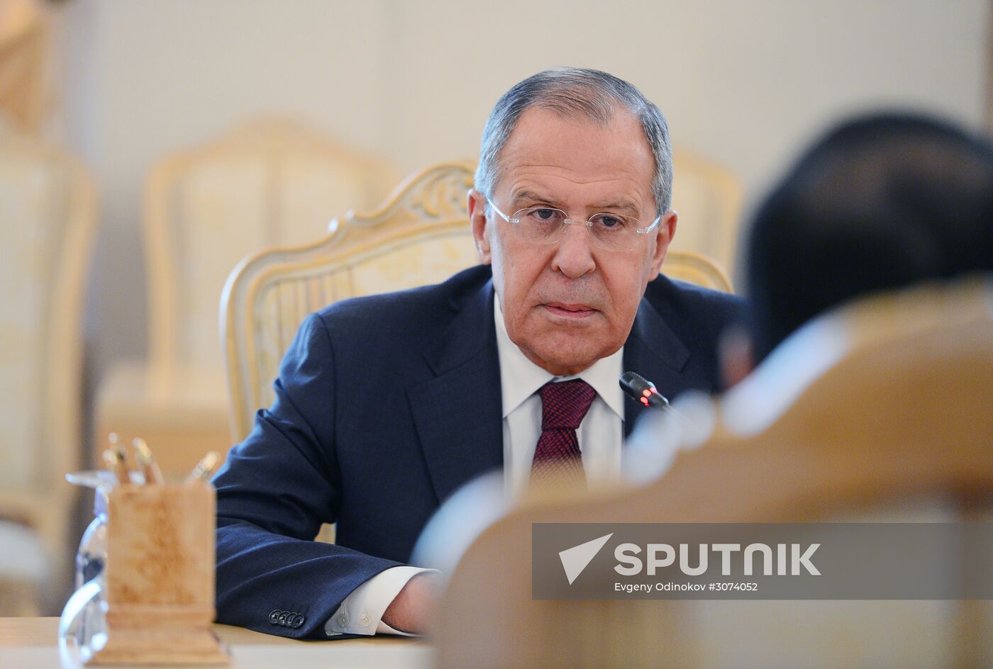 Russian Foreign Minister Lavrov meets with Qatari counterpart Al Thani