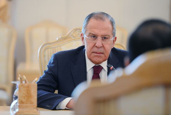 Russian Foreign Minister Lavrov meets with Qatari counterpart Al Thani