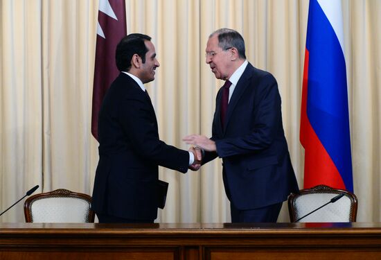 Russian Foreign Minister Lavrov meets with Qatari counterpart Al Thani