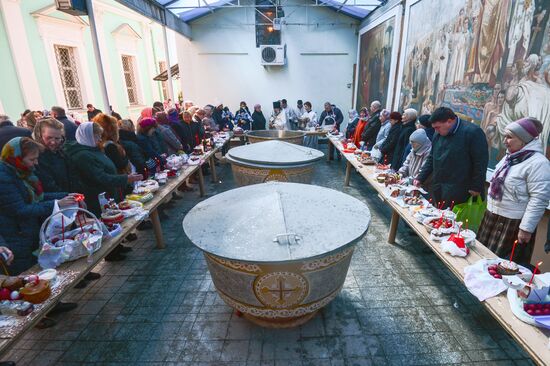 Easter cakes and eggs blessed on Holy Saturday