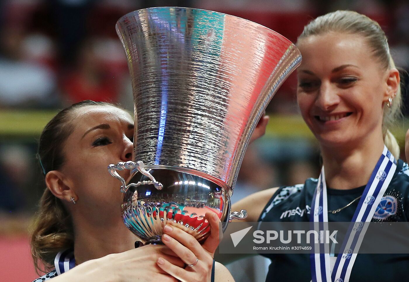 CEV Women's Cup. Unet Yamamay vs. Dynamo-Kazan