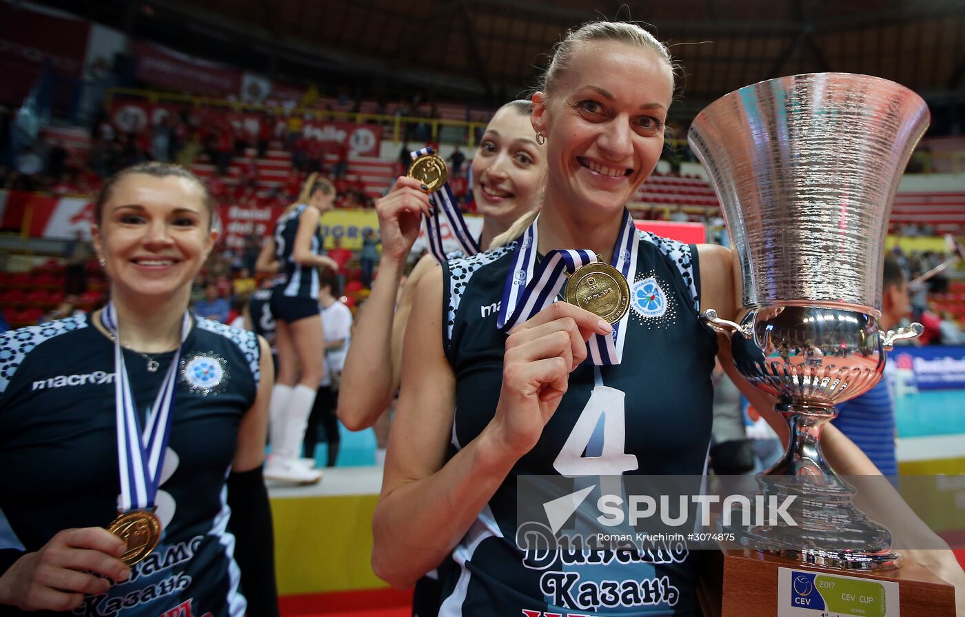 CEV Women's Cup. Unet Yamamay vs. Dynamo-Kazan