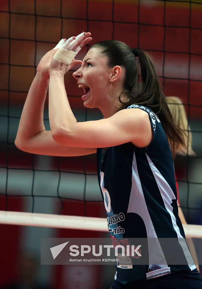 CEV Women's Cup. Unet Yamamay vs. Dynamo-Kazan