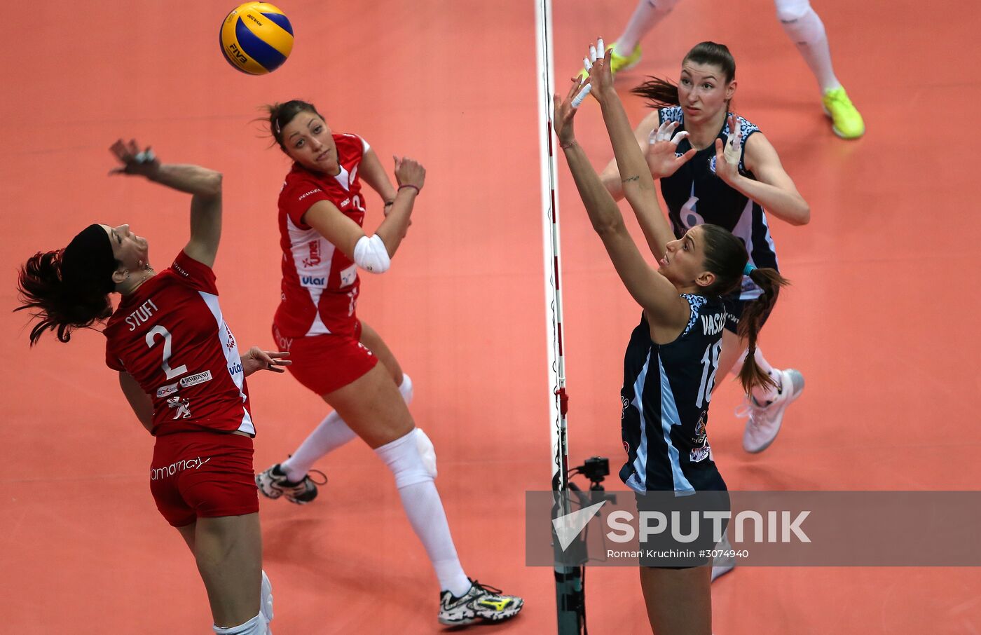 CEV Women's Cup. Unet Yamamay vs. Dynamo-Kazan