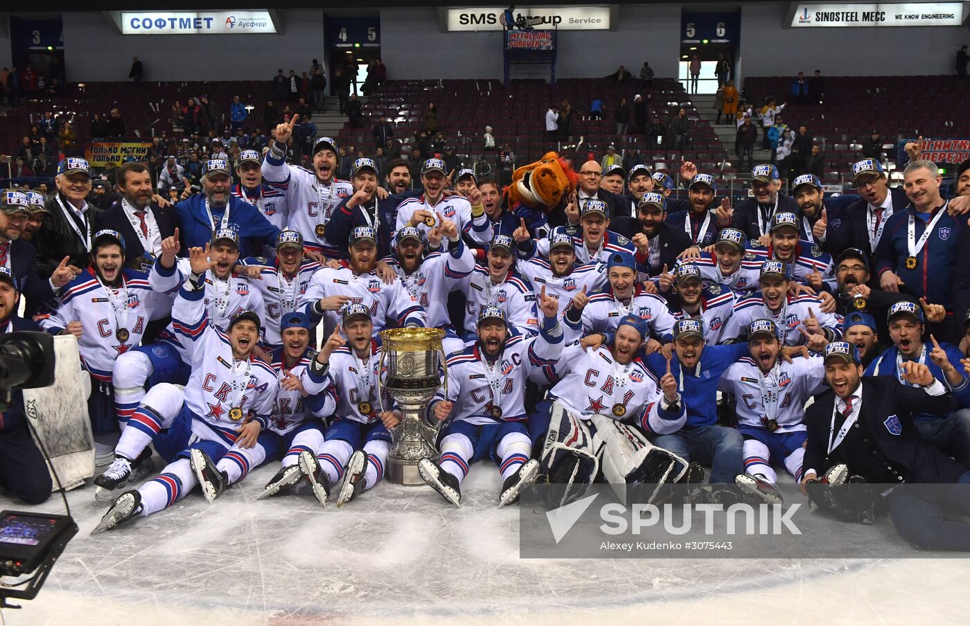 Kontinental Hockey League. Metallurg Magnitogorsk vs. SKA