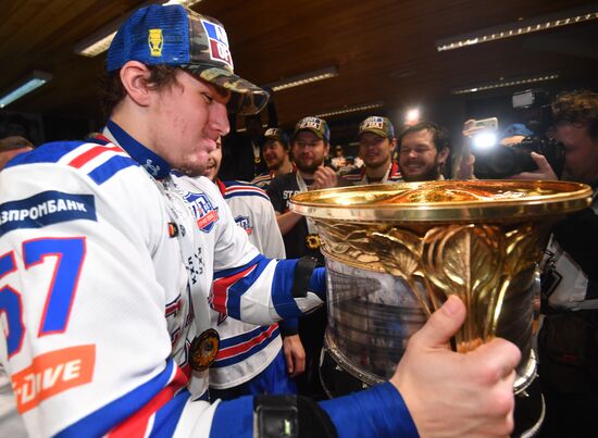 Kontinental Hockey League. Metallurg Magnitogorsk vs. SKA