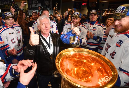 Kontinental Hockey League. Metallurg Magnitogorsk vs. SKA