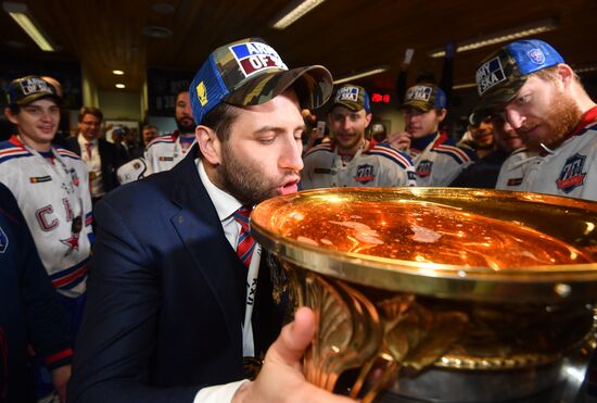 Kontinental Hockey League. Metallurg Magnitogorsk vs. SKA