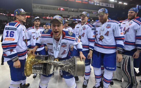 Kontinental Hockey League. Metallurg Magnitogorsk vs. SKA