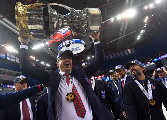 Kontinental Hockey League. Metallurg Magnitogorsk vs. SKA