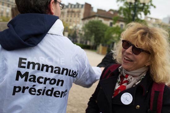 Electoral campaign in Paris