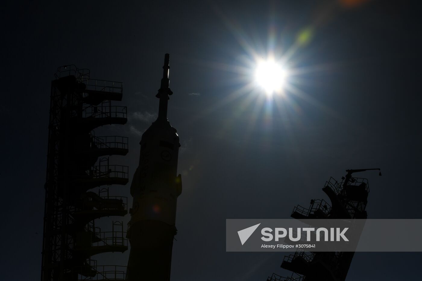 Soyuz FG carrier rocket with Soyuz MS-04 manned spacecraft moved to launch pad