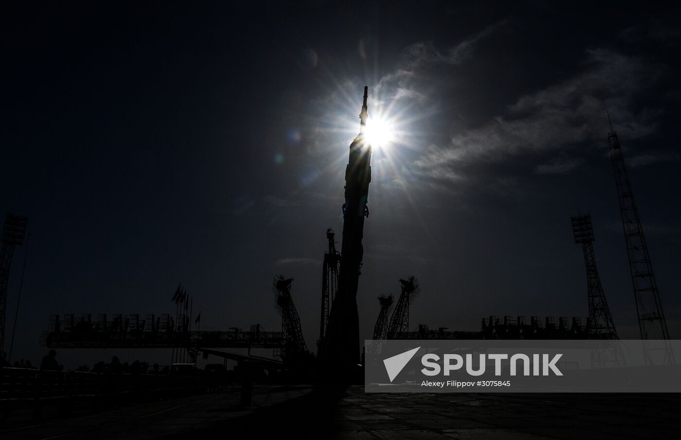 Soyuz FG carrier rocket with Soyuz MS-04 manned spacecraft moved to launch pad