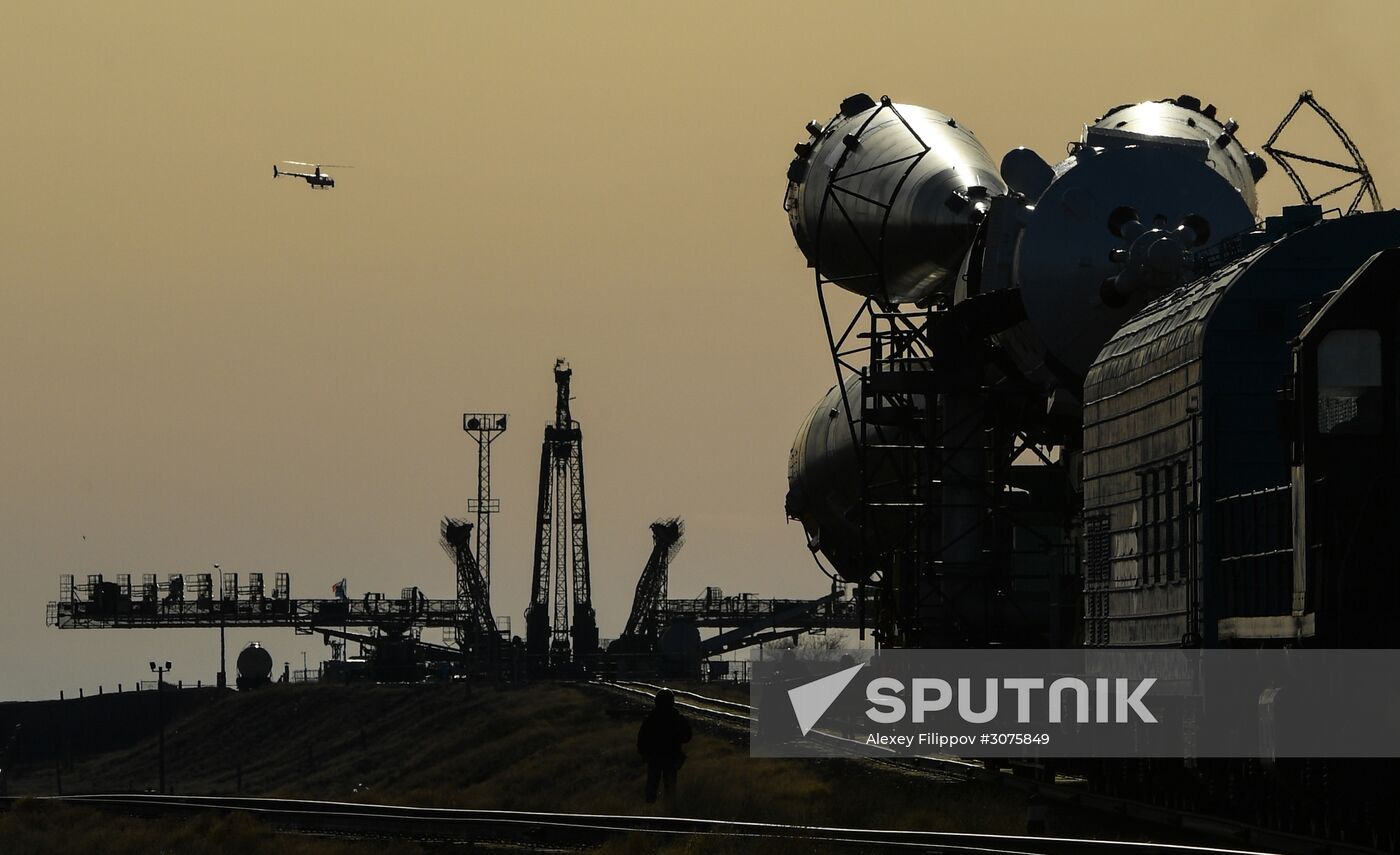 Soyuz FG carrier rocket with Soyuz MS-04 manned spacecraft moved to launch pad