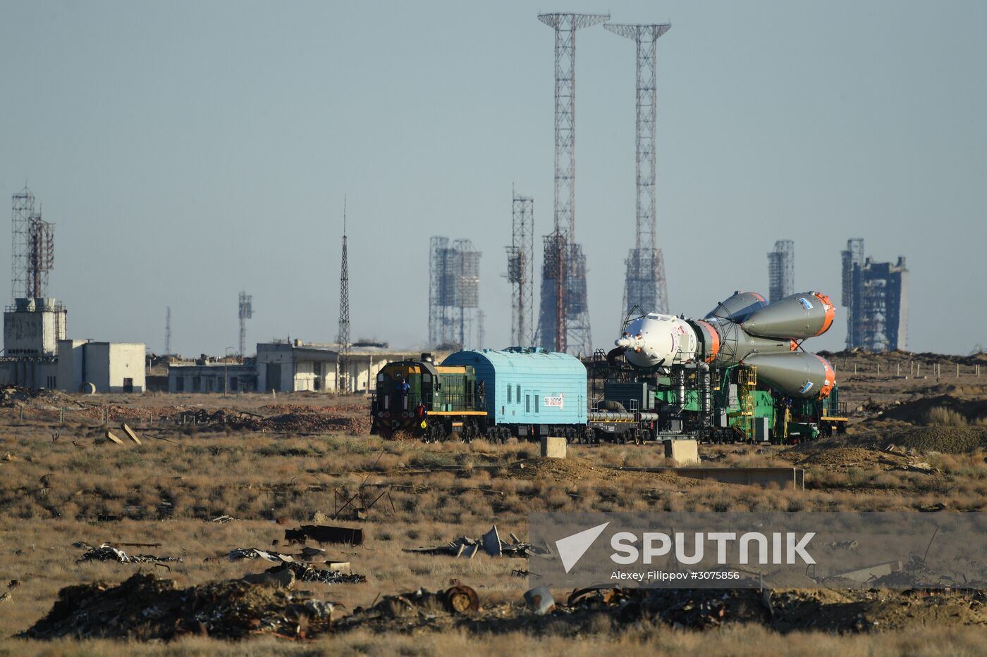 Soyuz FG carrier rocket with Soyuz MS-04 manned spacecraft moved to launch pad