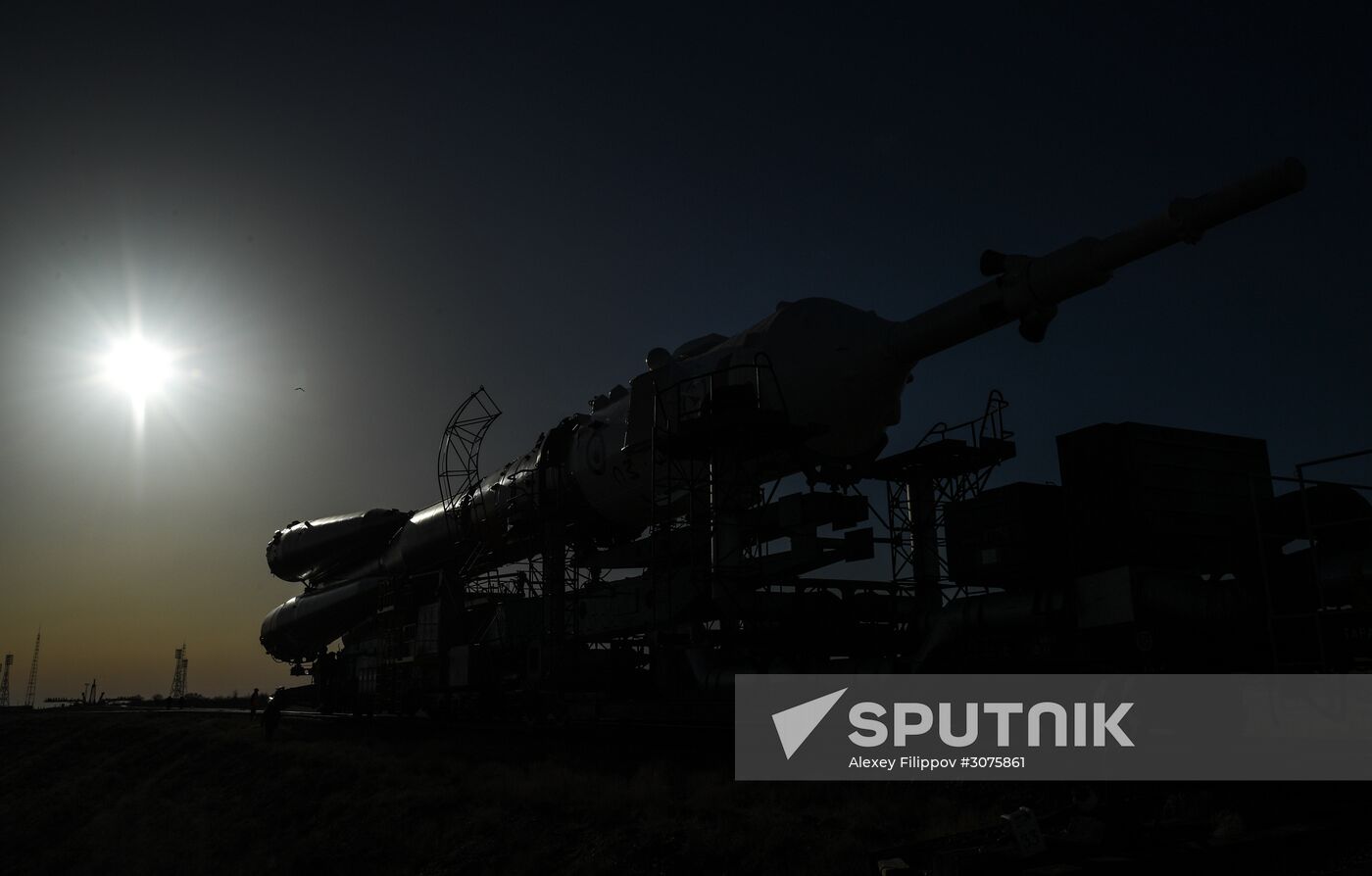 Soyuz FG carrier rocket with Soyuz MS-04 manned spacecraft moved to launch pad